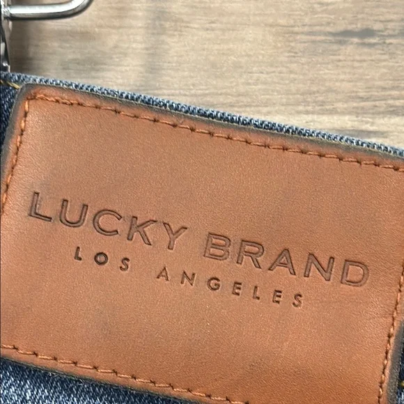 Men's Blue Jeans - Picture 8 of 9